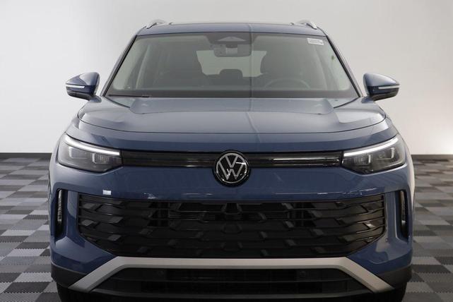 Photo of 2025 Monterey Blue Pearl Volkswagen Tiguan