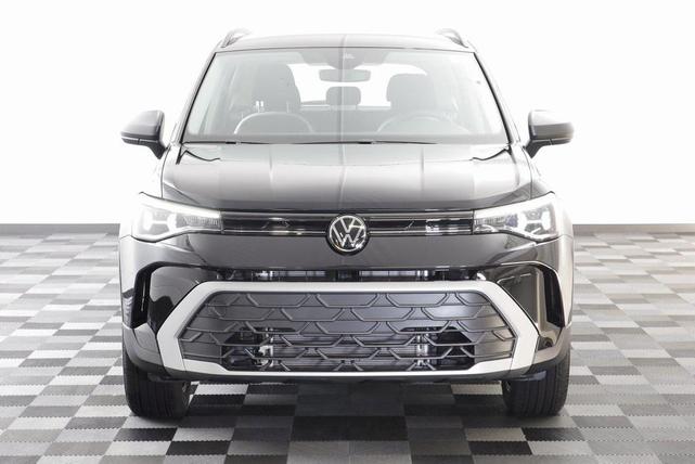 Photo of 2025 Deep Black Volkswagen Taos