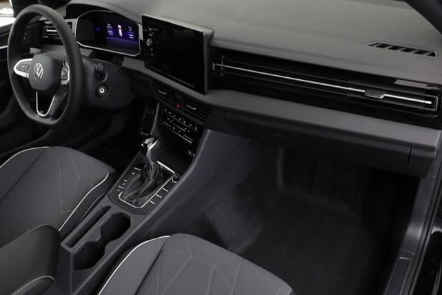 Photo of 2025 Deep Black Volkswagen Jetta