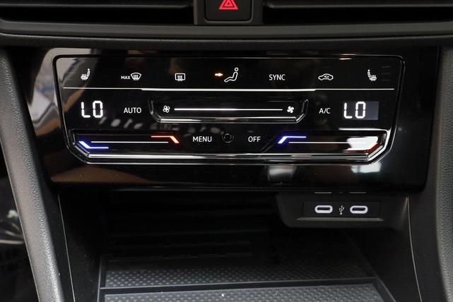 Photo of 2025 Deep Black Volkswagen Jetta