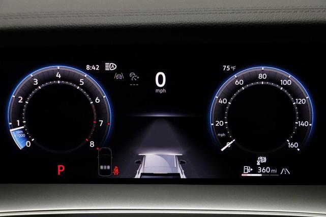 Photo of 2025 Platinum Gray Volkswagen Tiguan