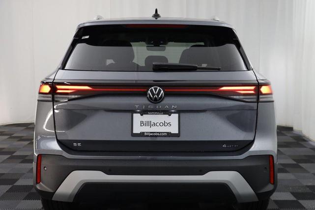 Photo of 2025 Platinum Gray Volkswagen Tiguan