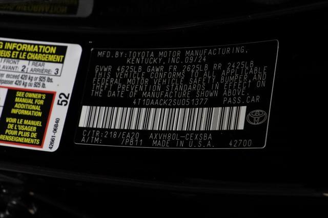 Photo of 2025 Midnight Black Metallic Toyota Camry