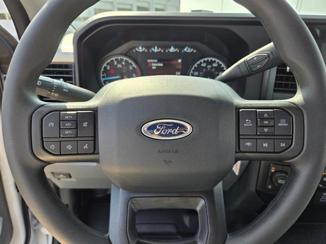 Photo of 2026 Oxford White Ford F-250