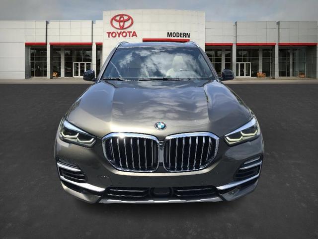 Photo of 2021 Green BMW X5