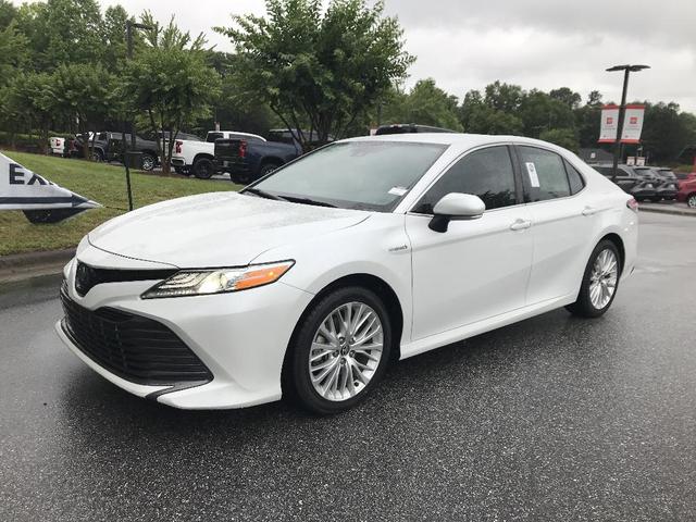 2020 Toyota Camry Hybrid
