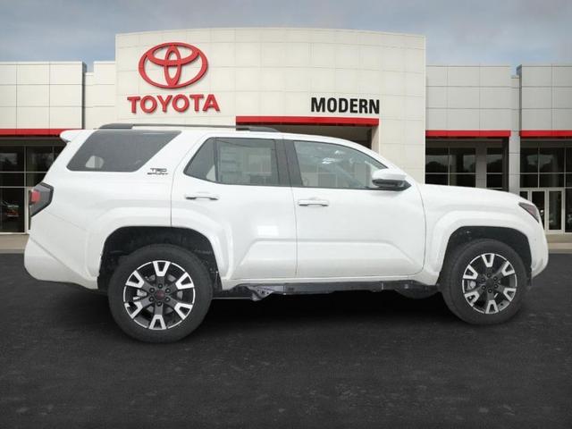 Photo of 2025 White Toyota 4Runner