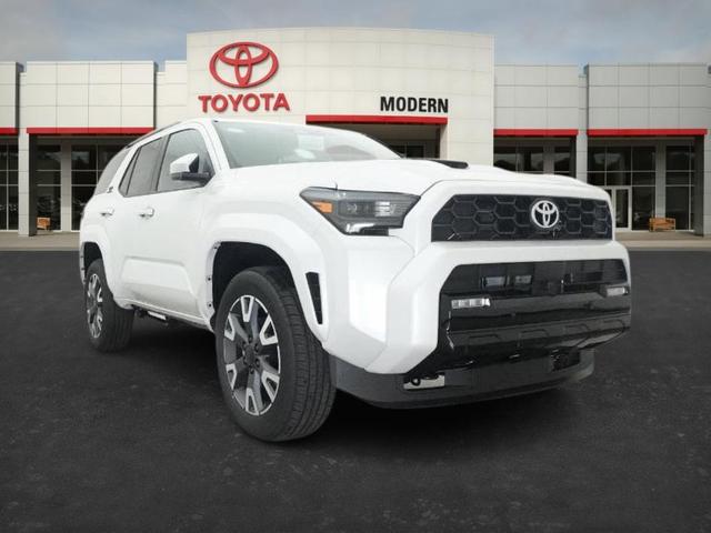 Photo of 2025 White Toyota 4Runner