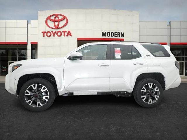 Photo of 2025 White Toyota 4Runner
