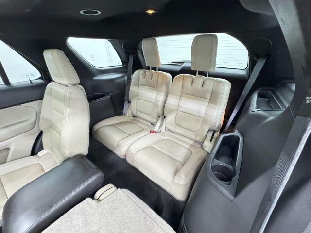 Photo of 2015 Red Ford Explorer