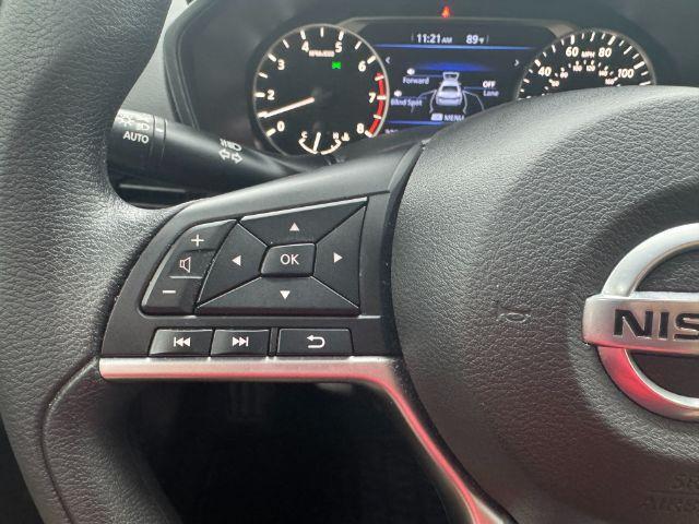 Photo of 2022 Silver Nissan Altima