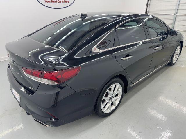 Photo of 2018 Phantom Black Hyundai SONATA
