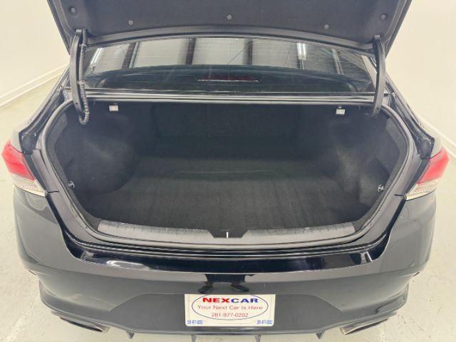 Photo of 2018 Phantom Black Hyundai SONATA