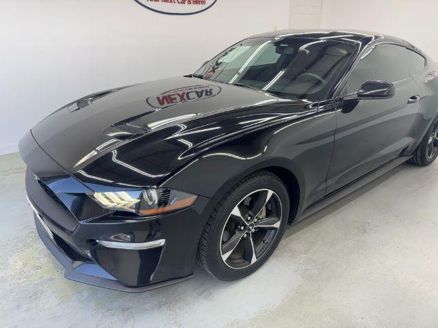 Photo of 2018 Black Ford Mustang