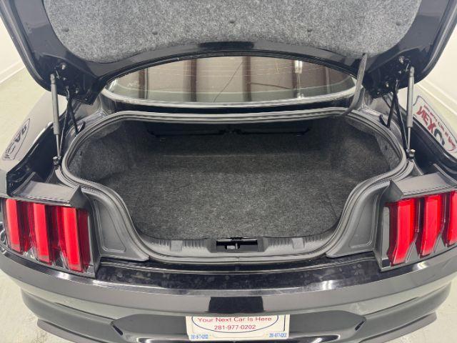 Photo of 2018 Black Ford Mustang