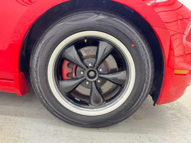 Photo of 2014 Red Ford Mustang