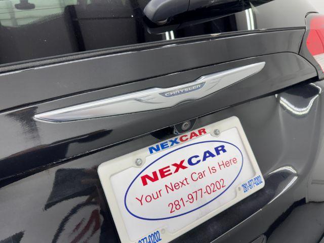 Photo of 2017 Black Chrysler Pacifica