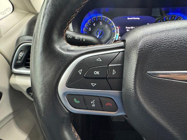 Photo of 2017 Black Chrysler Pacifica