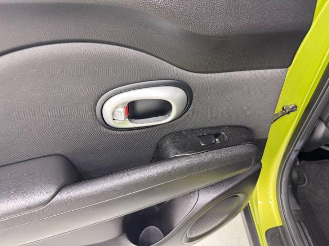 Photo of 2014 Green Kia Soul