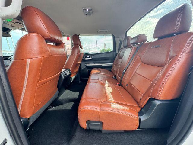 Photo of 2018 White Toyota Tundra