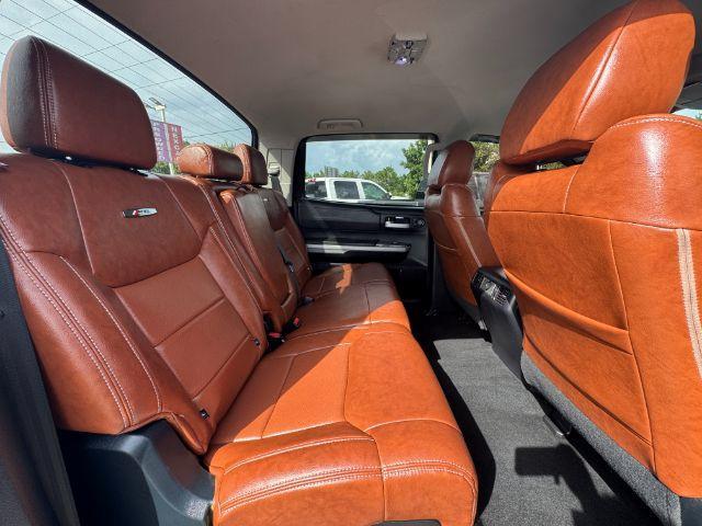 Photo of 2018 White Toyota Tundra