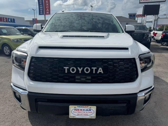 Photo of 2018 White Toyota Tundra