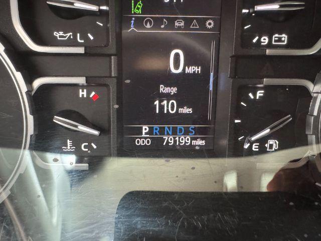 Photo of 2018 White Toyota Tundra