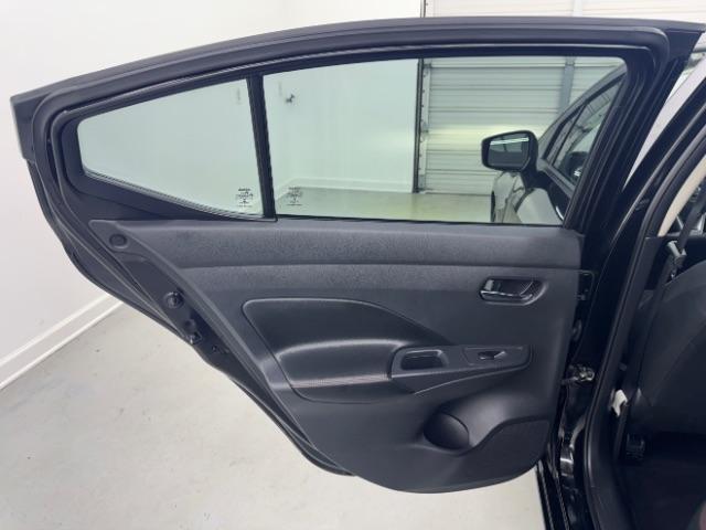 Photo of 2020 Black Nissan Versa