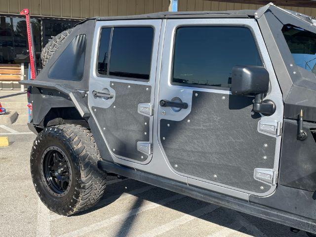 Photo of 2016 Billet Silver Metallic Clearcoat Jeep Wrangler Unlimited