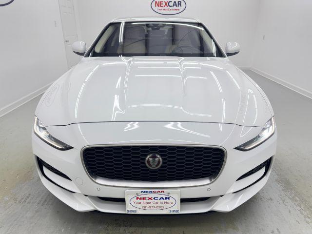 Photo of 2020 Fuji White Jaguar XE
