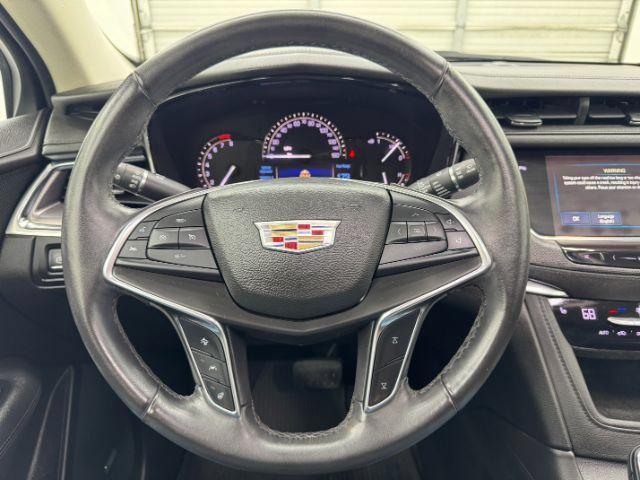 Photo of 2017 Gray Cadillac XT5