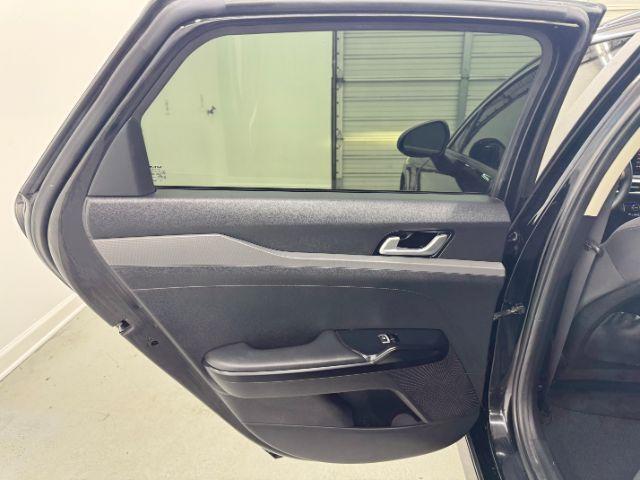 Photo of 2022 Black Kia K5