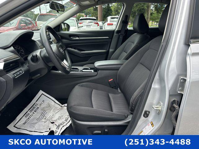 Photo of 2023 Brilliant Silver Metallic Nissan Altima