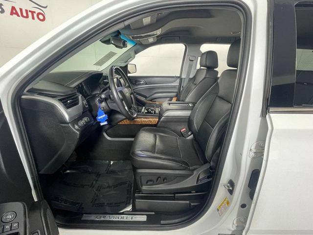 Photo of 2018 Summit White Chevrolet Tahoe