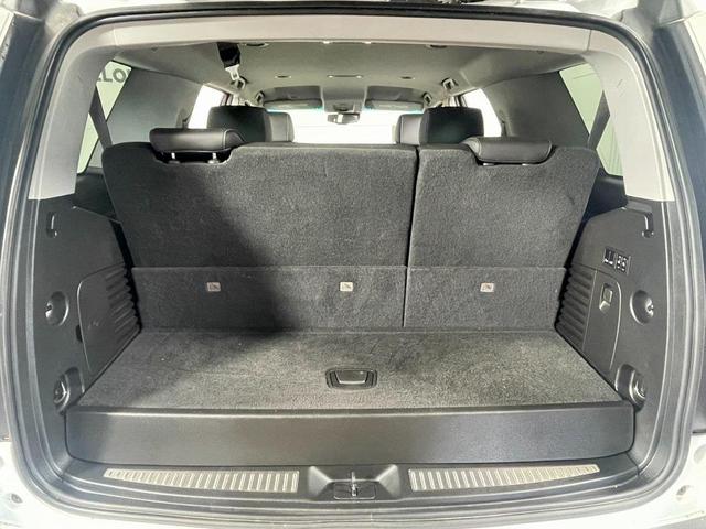 Photo of 2018 Summit White Chevrolet Tahoe