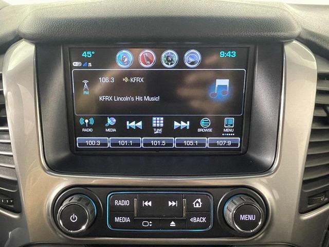 Photo of 2018 Summit White Chevrolet Tahoe
