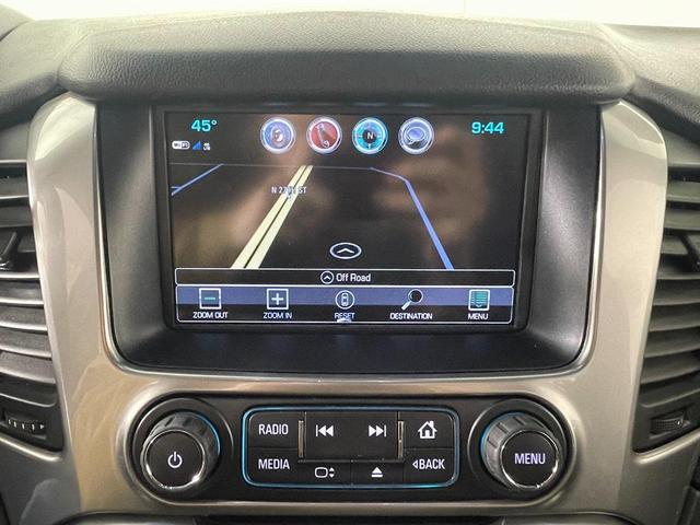 Photo of 2018 Summit White Chevrolet Tahoe