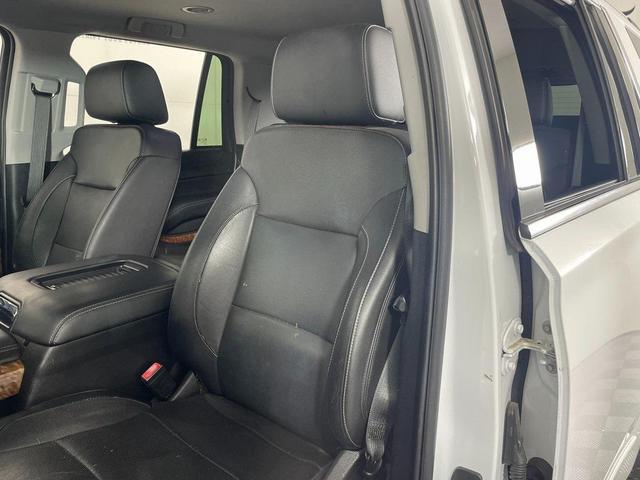Photo of 2018 Summit White Chevrolet Tahoe