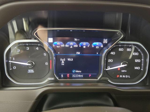 Photo of 2022 Summit White GMC Sierra 2500
