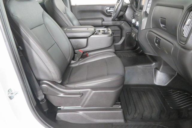 Photo of 2024 Summit White GMC Sierra 1500