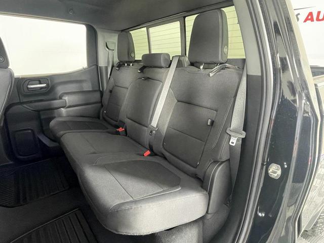 Photo of 2019 Black Chevrolet Silverado 1500