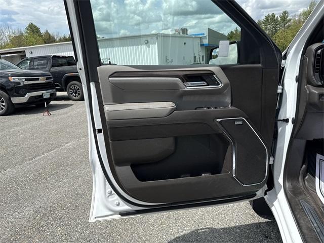 Photo of 2023 Summit White Chevrolet Silverado 1500