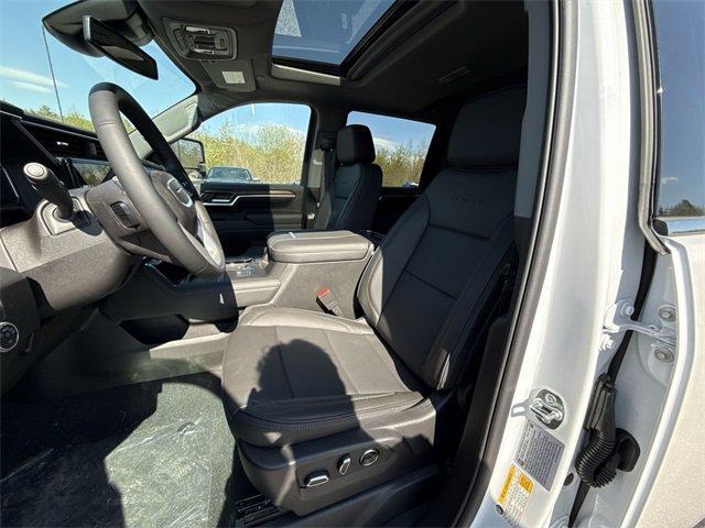 Photo of 2025 White Frost Tri-Coat GMC Sierra 3500