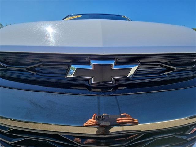 Photo of 2021 Summit White Chevrolet Trailblazer