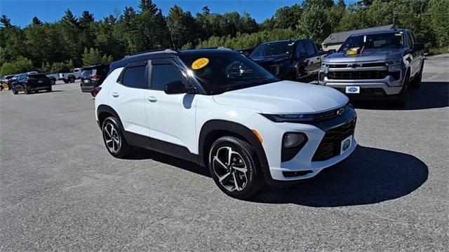 Photo of 2021 Summit White Chevrolet Trailblazer