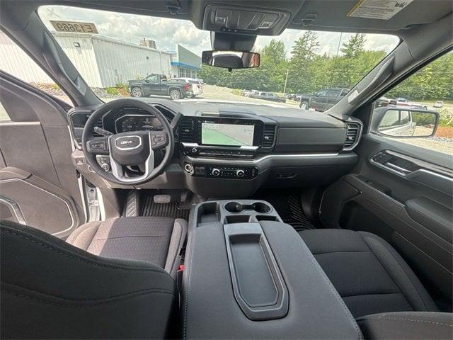 Photo of 2025 Summit White GMC Sierra 1500