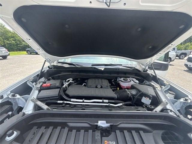 Photo of 2025 Summit White GMC Sierra 1500