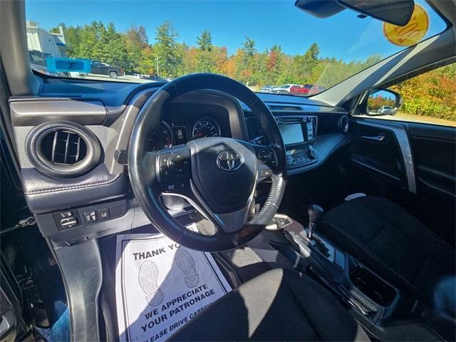 Photo of 2018 Green Toyota RAV4