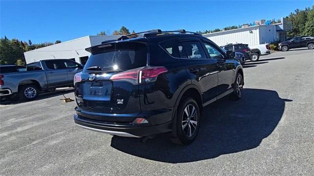 Photo of 2018 Green Toyota RAV4