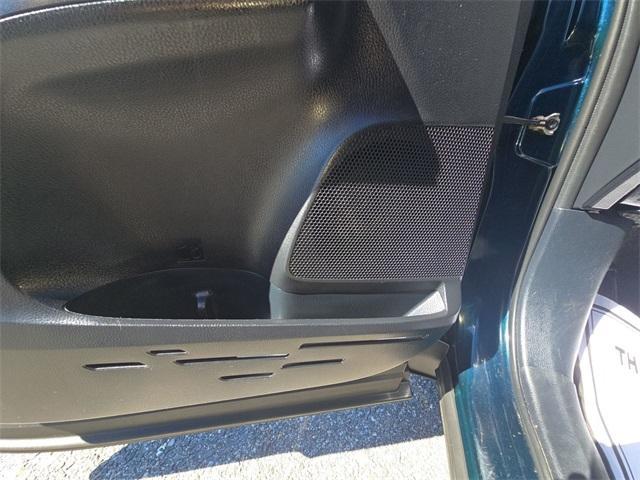 Photo of 2018 Green Toyota RAV4